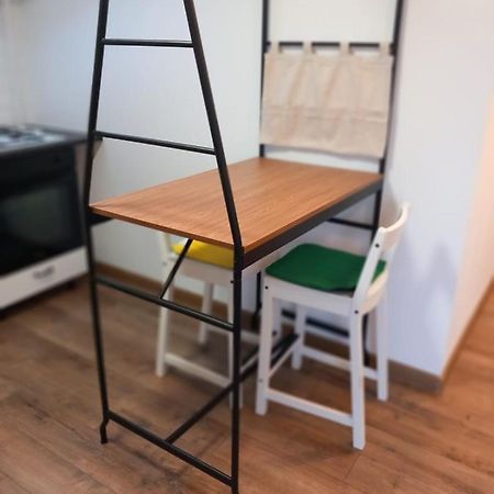 Attic 1Br Apartment With Parking And Self Check In Popesti-Leordeni Экстерьер фото